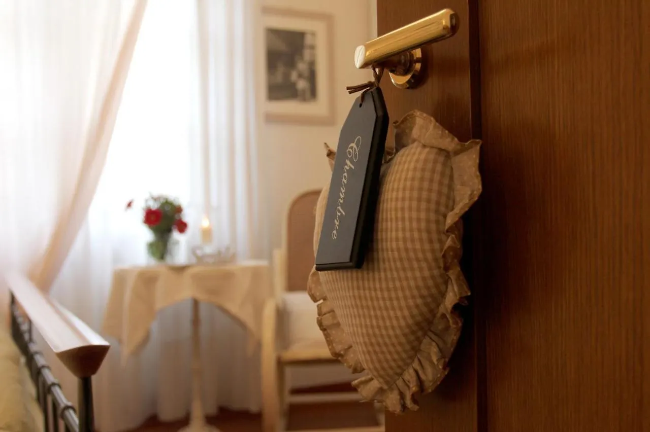 Bed & Breakfast B&B La Foglia Verde Massa